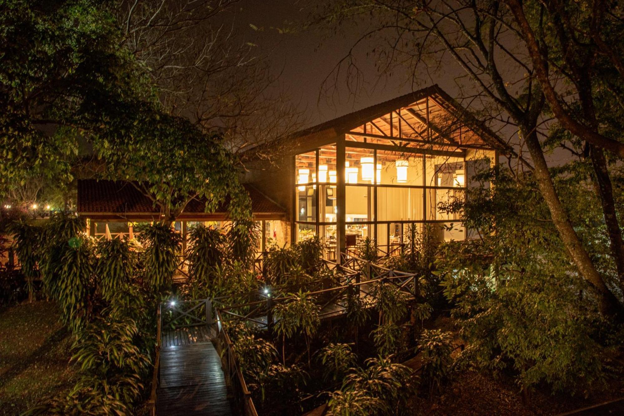 Village Cataratas Puerto Iguazú Exterior foto